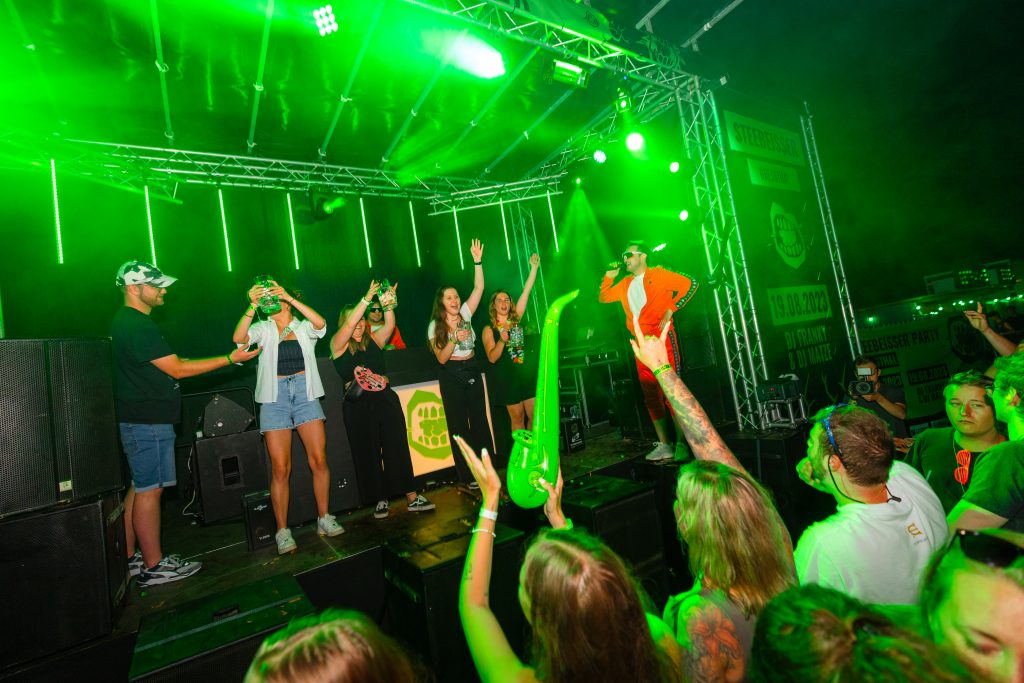 Gonzo und Bonzo – Steebeisser Party — Foto 9