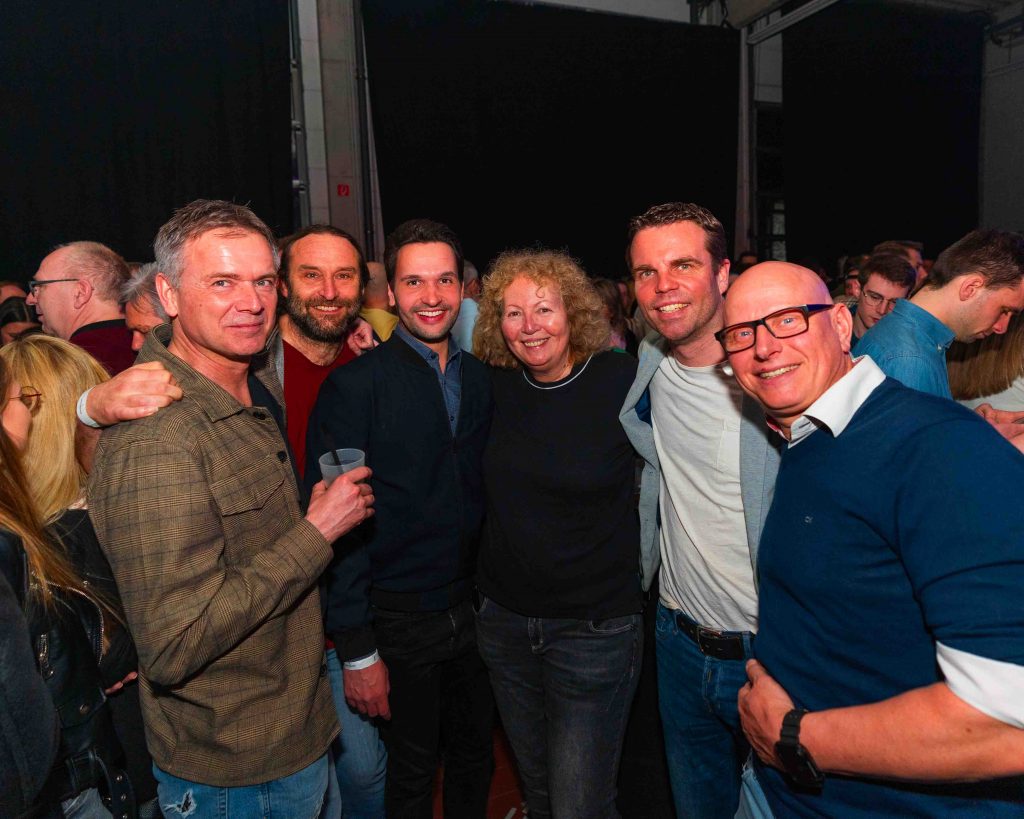 Café Kölsch – Beständig Party Gochsheim — Foto 3